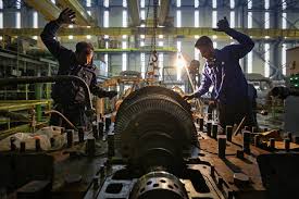 افزایش فروش سالانه، کاهش تولید ماهانه